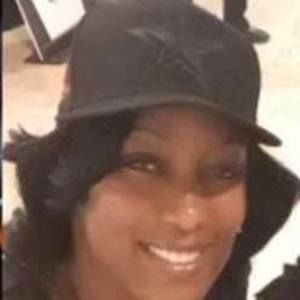 Meet your Posher, Dewanna